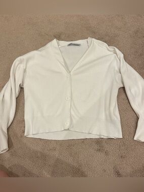 Zara Cream Cropped V-Neck Button Cardigan